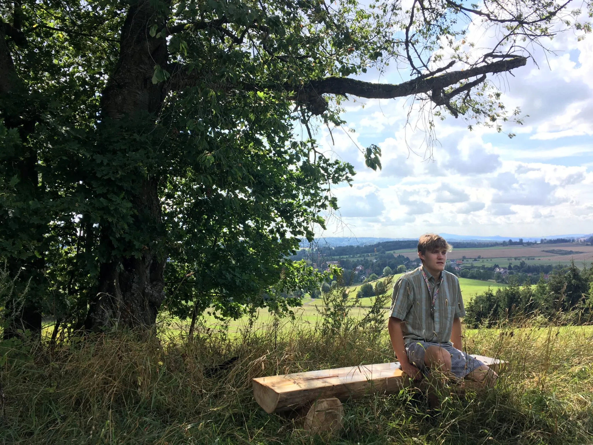 Fotografie lavičky: U Třešínky - Strážník